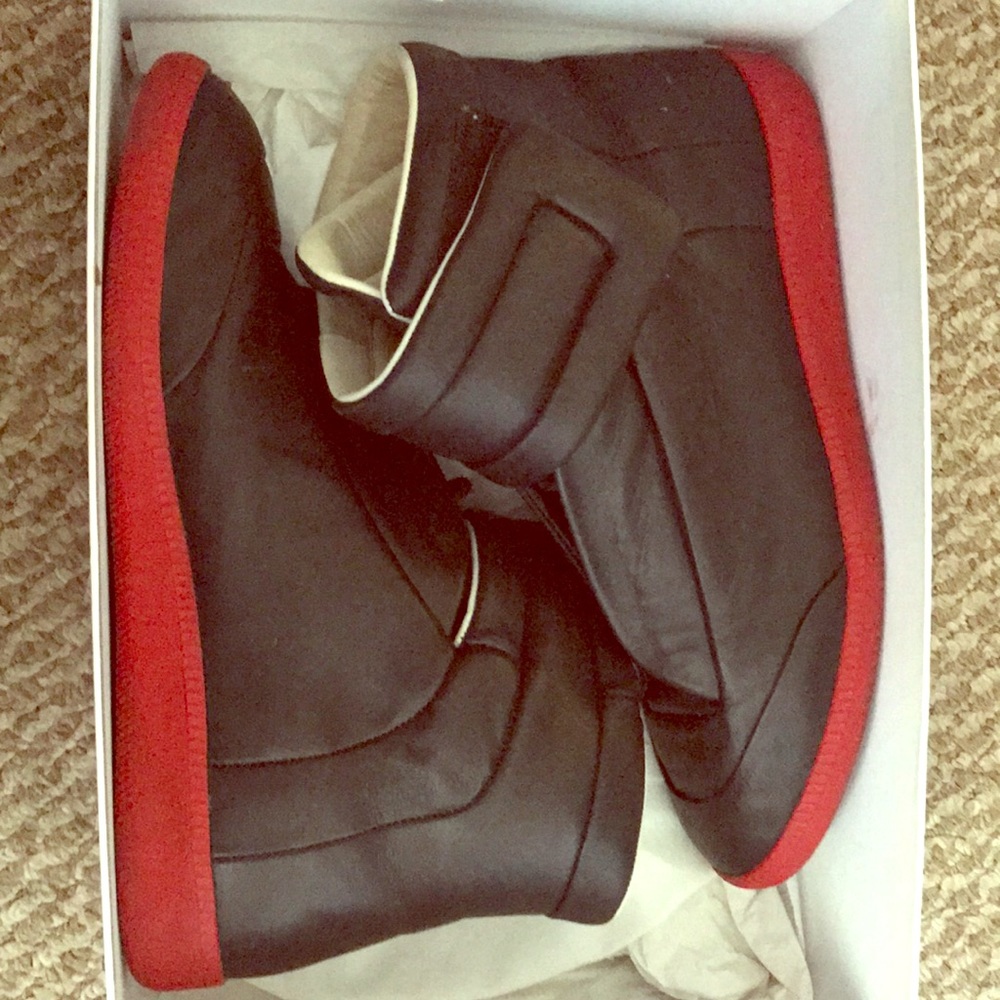 Maison Margiela Black+ Red bottoms High Top